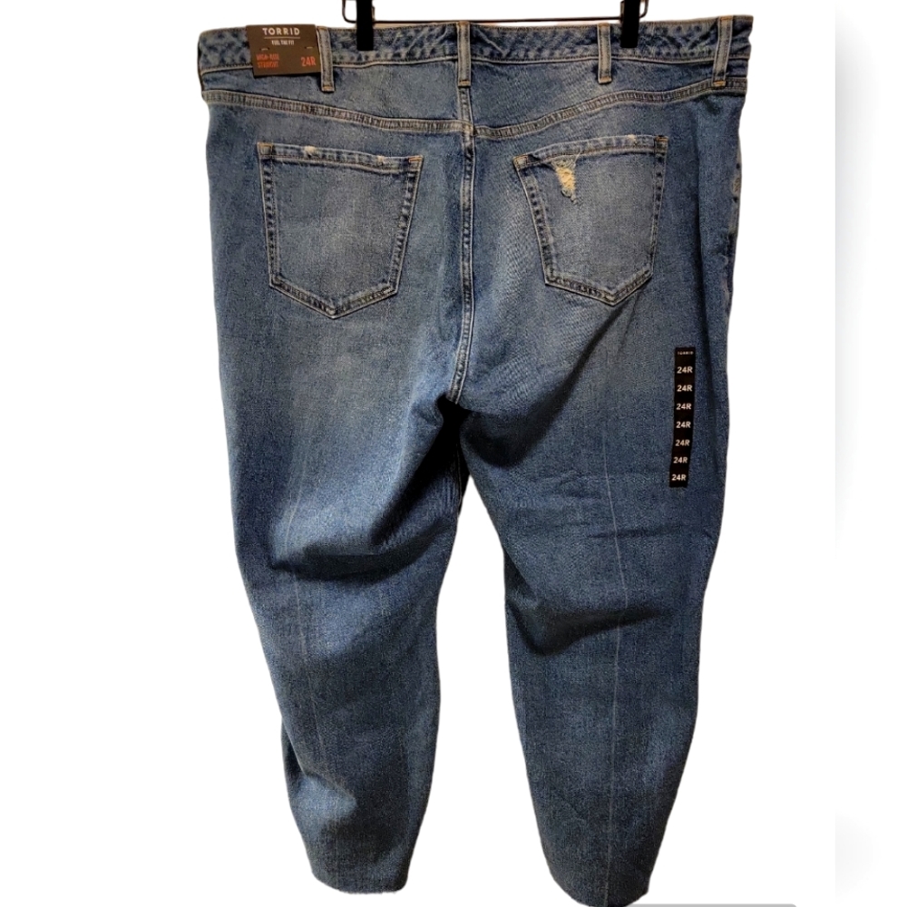 Torrid, NWT, Jeans, High-Rise Straight, Cropped at Ankle, Women's sz 24, L-39 In - Picture 2 of 5